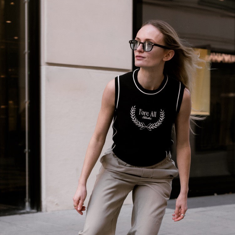 KHALHON' X FOREALL WOMAN'S SLEEVELESS SWEATER – VIBECADDY